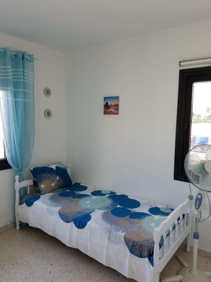 Appartamento Kings Avenue - Natalia'S Apt Paphos Esterno foto